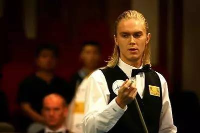 这两位年轻 这两位年轻